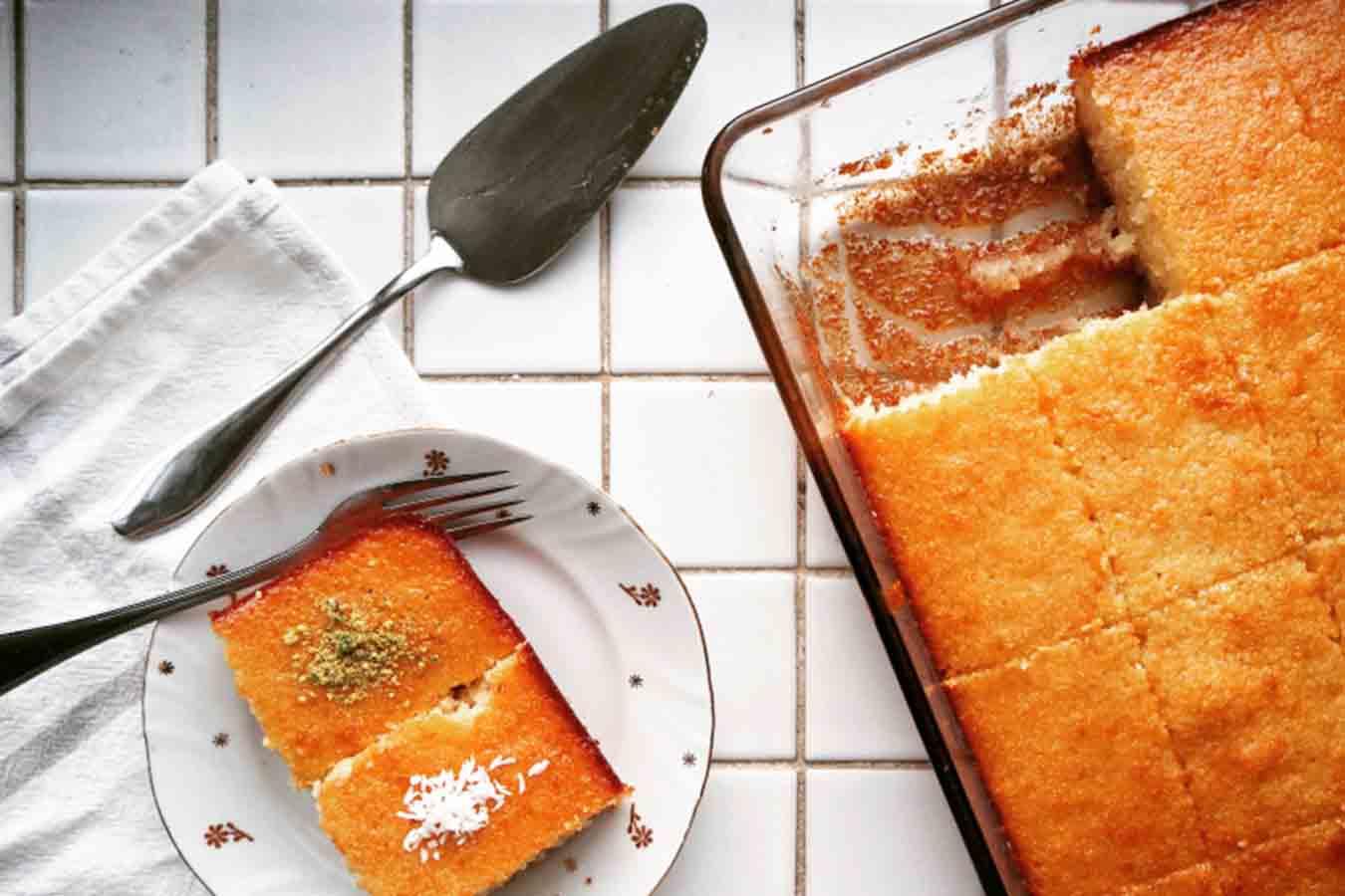Rivani Cake (Semolina Cake)